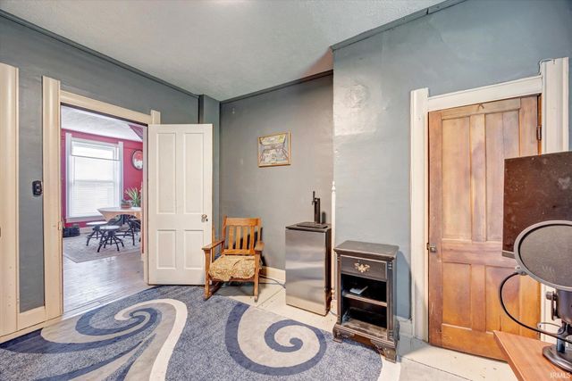 613 S Walnut Street, Bloomington, IN 47401