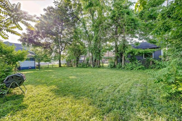 613 S Walnut Street, Bloomington, IN 47401