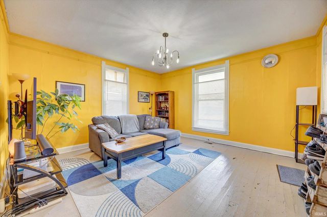 613 S Walnut Street, Bloomington, IN 47401