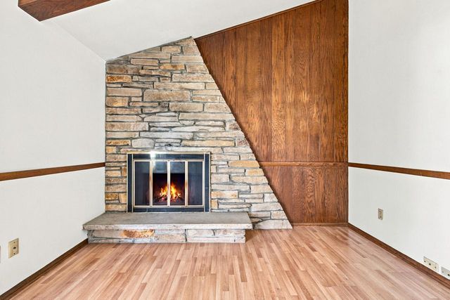 3735 San Fernando DRIVE, Brookfield, WI 53045