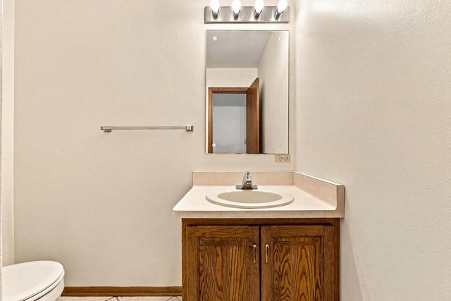 3735 San Fernando DRIVE, Brookfield, WI 53045