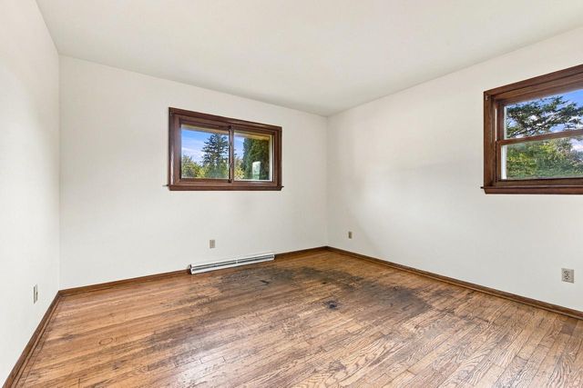 3735 San Fernando DRIVE, Brookfield, WI 53045