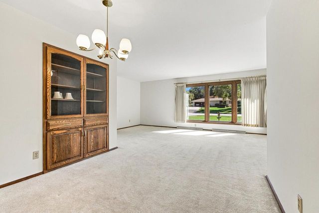 3735 San Fernando DRIVE, Brookfield, WI 53045