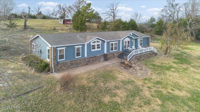 367 Madison 7825, Huntsville, AR 72740