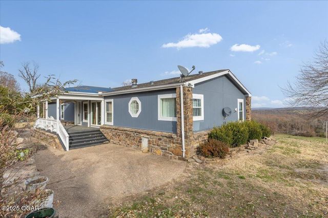 367 Madison 7825, Huntsville, AR 72740