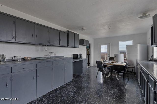 367 Madison 7825, Huntsville, AR 72740