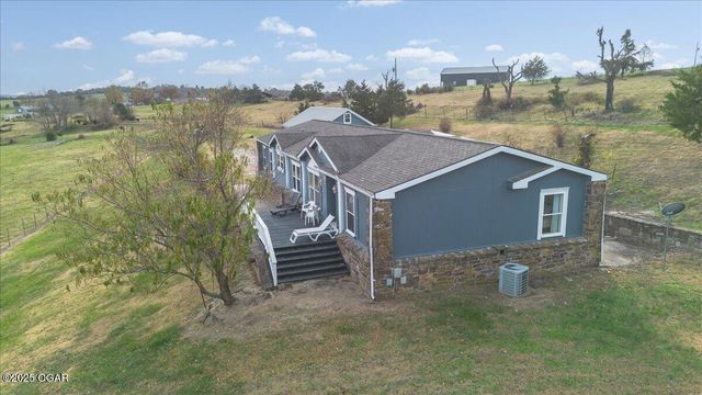 367 Madison 7825, Huntsville, AR 72740