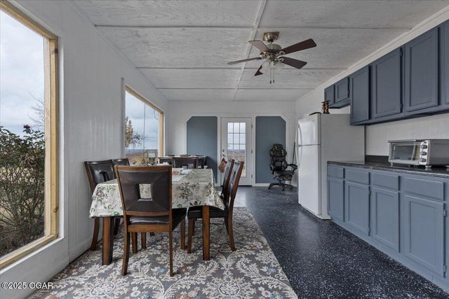 367 Madison 7825, Huntsville, AR 72740