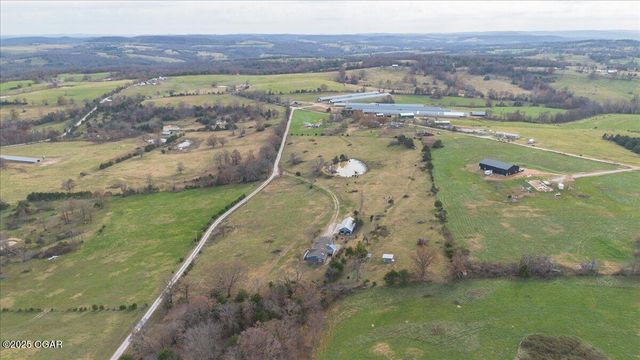 367 Madison 7825, Huntsville, AR 72740