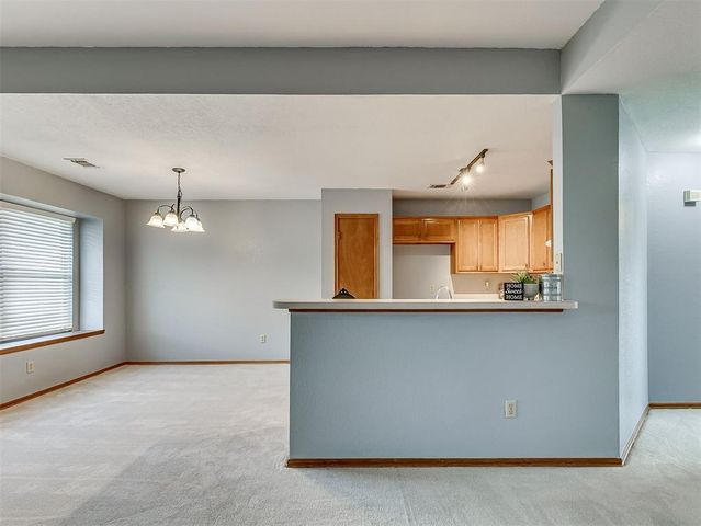 321 Bradgate Drive, Yukon, OK 73099