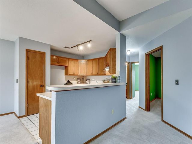 321 Bradgate Drive, Yukon, OK 73099