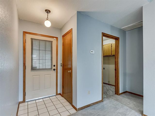 321 Bradgate Drive, Yukon, OK 73099