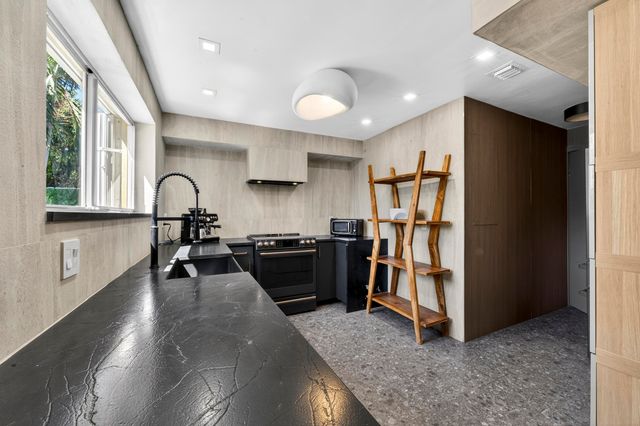 2630 NE 25th Street, Lighthouse Point, FL 33064