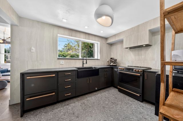 2630 NE 25th Street, Lighthouse Point, FL 33064