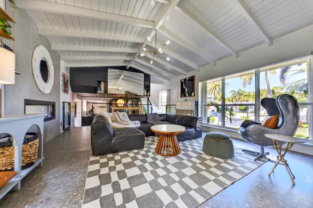 2630 NE 25th Street, Lighthouse Point, FL 33064