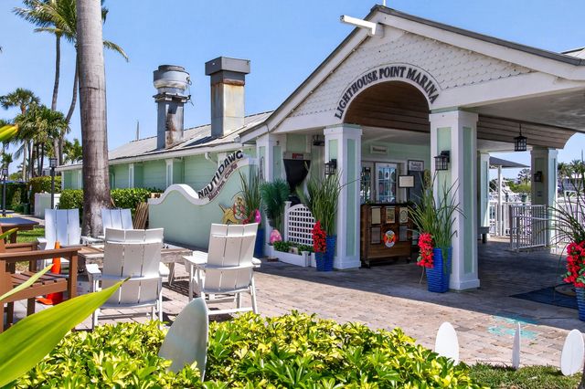 2630 NE 25th Street, Lighthouse Point, FL 33064