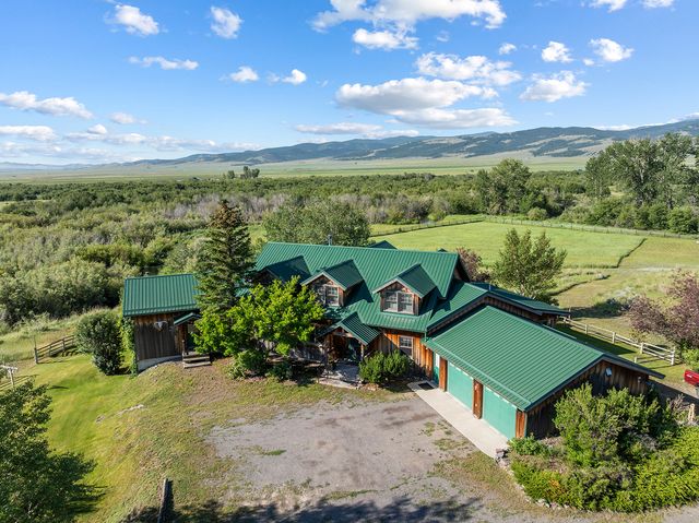 8976 Phantom Spring Lane, Canyon Creek, MT 59633