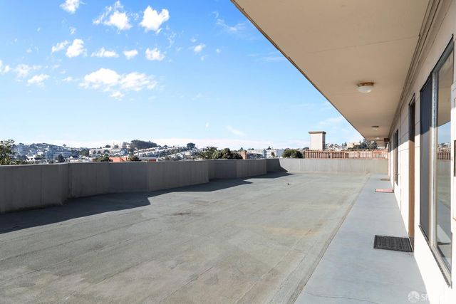 370 Monterey Boulevard 313, San Francisco, CA 94131