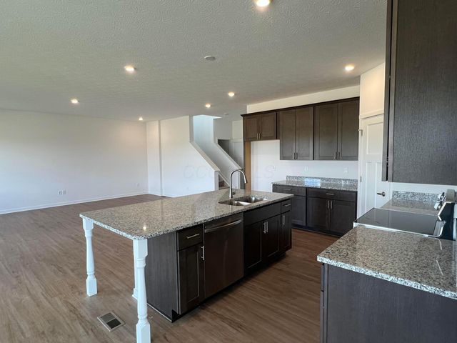 4357 Pumelo Drive, Grove City, OH 43123