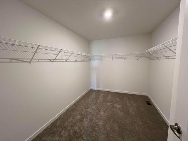 4357 Pumelo Drive, Grove City, OH 43123