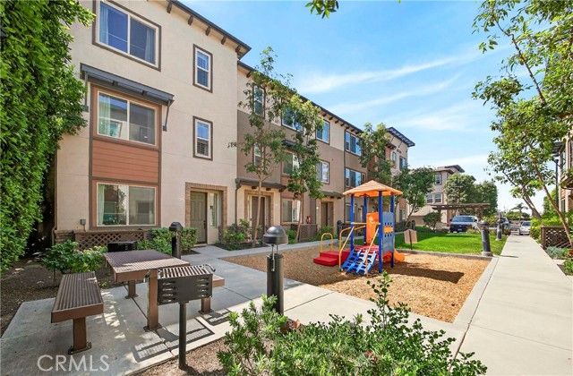 1021 Mandarin, Fullerton, CA 92833