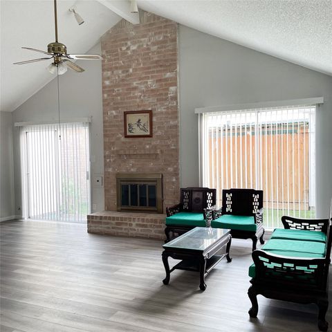 6522 Grandvale Drive, Houston, TX 77072