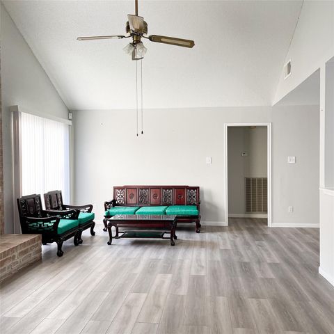 6522 Grandvale Drive, Houston, TX 77072