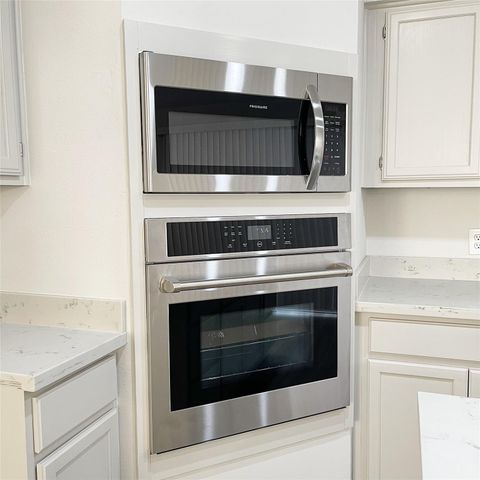 6522 Grandvale Drive, Houston, TX 77072