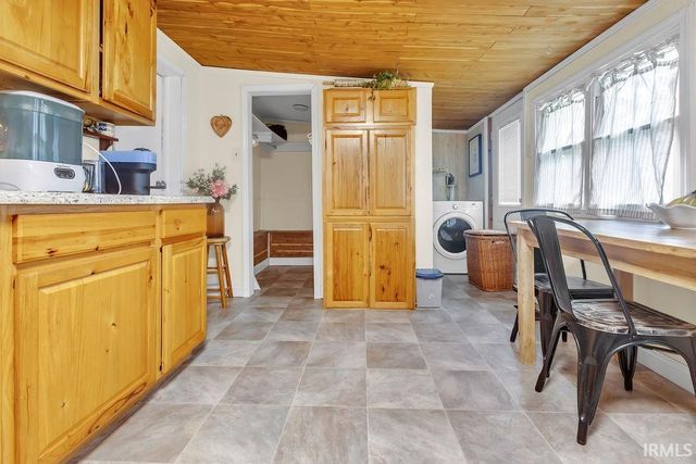 445 W Rogers Road, Bloomington, IN 47403