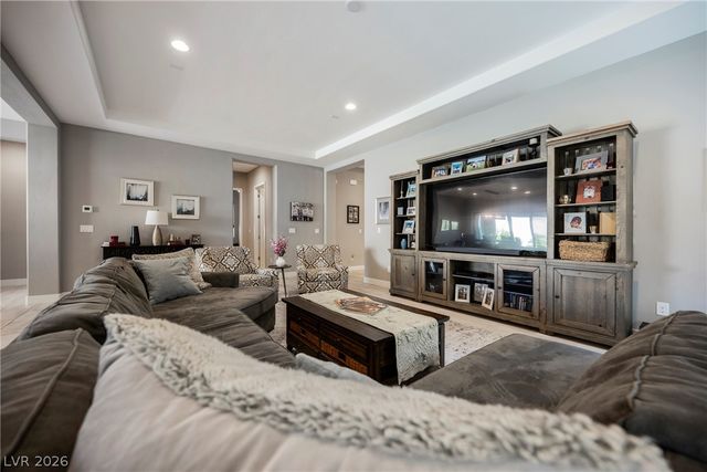 8133 Pinetop Crest Street, Las Vegas, NV 89166