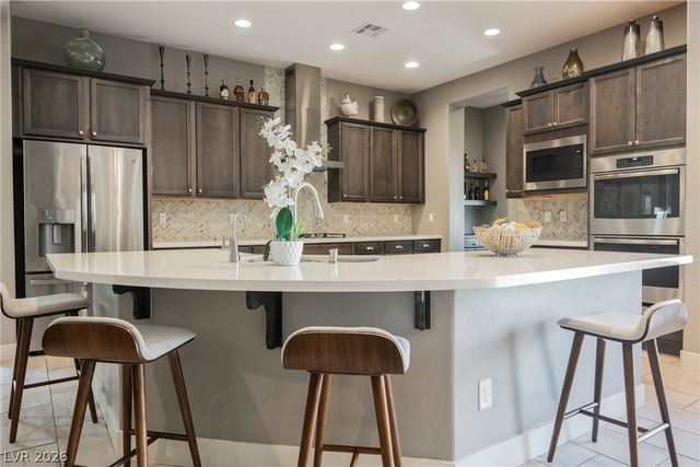 8133 Pinetop Crest Street, Las Vegas, NV 89166