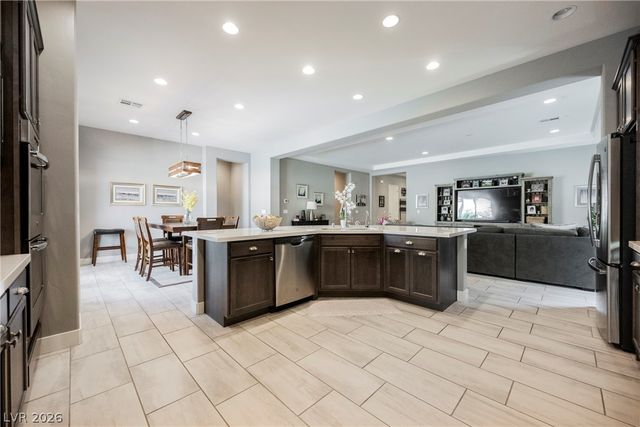 8133 Pinetop Crest Street, Las Vegas, NV 89166