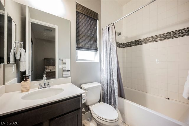 8133 Pinetop Crest Street, Las Vegas, NV 89166