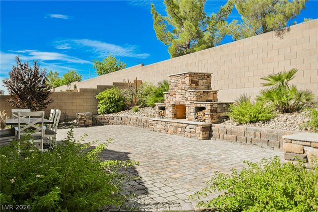 8133 Pinetop Crest Street, Las Vegas, NV 89166