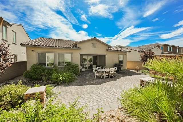 8133 Pinetop Crest Street, Las Vegas, NV 89166