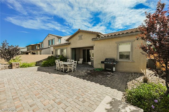 8133 Pinetop Crest Street, Las Vegas, NV 89166