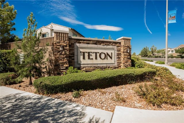 8133 Pinetop Crest Street, Las Vegas, NV 89166