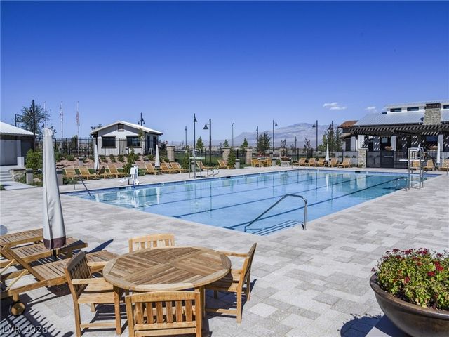 8133 Pinetop Crest Street, Las Vegas, NV 89166