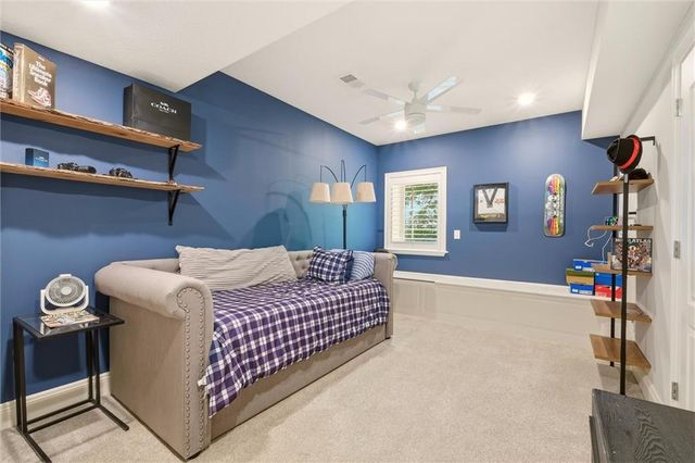 8447 Summit Street, Lenexa, KS 66215