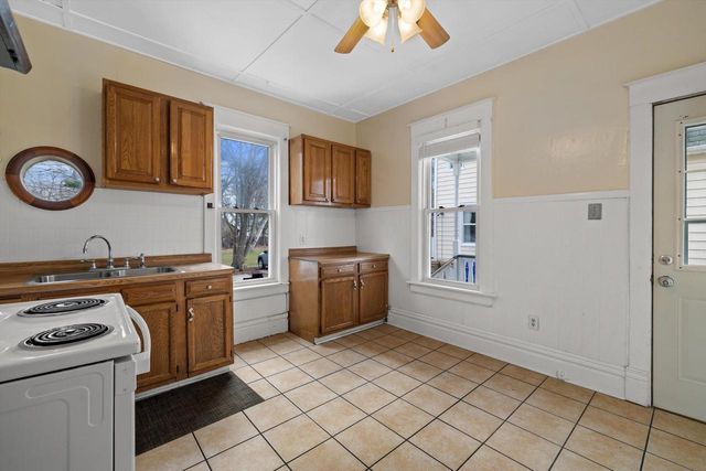 6545 5th AVENUE, Kenosha, WI 53143