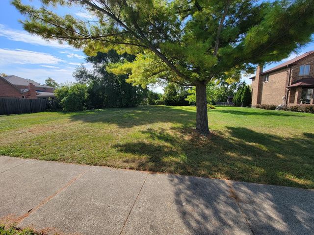 8619 W Park Lane, Niles, IL 60714