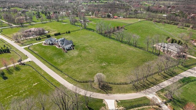 111 Pearl Lane, Nicholasville, KY 40356