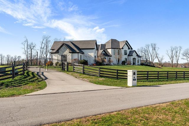 111 Pearl Lane, Nicholasville, KY 40356