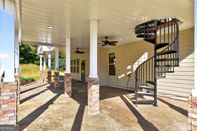 215 Legends Drive, Fayetteville, GA 30215
