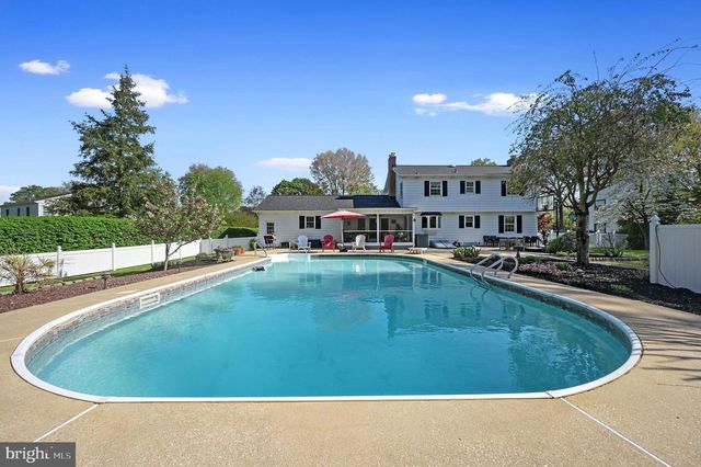 183 N FAIRFIELD DR, Dover, DE 19901