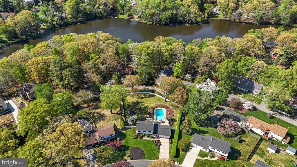 183 N FAIRFIELD DR, Dover, DE 19901