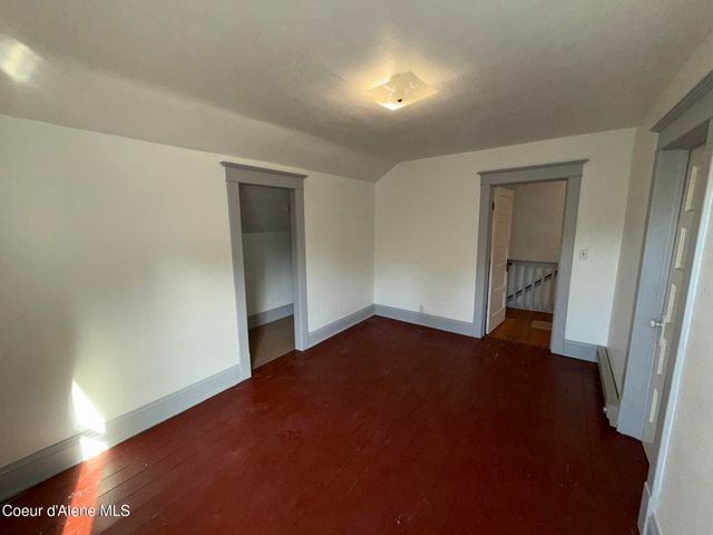 312 S 4th St, St. Maries, ID 83861