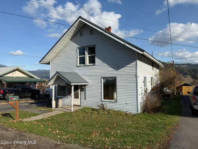 312 S 4th St, St. Maries, ID 83861