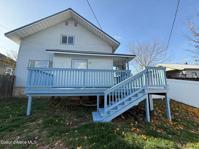 312 S 4th St, St. Maries, ID 83861