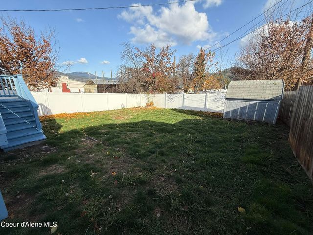 312 S 4th St, St. Maries, ID 83861